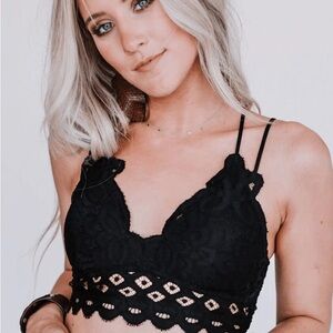 Sophie lace scalloped bralette